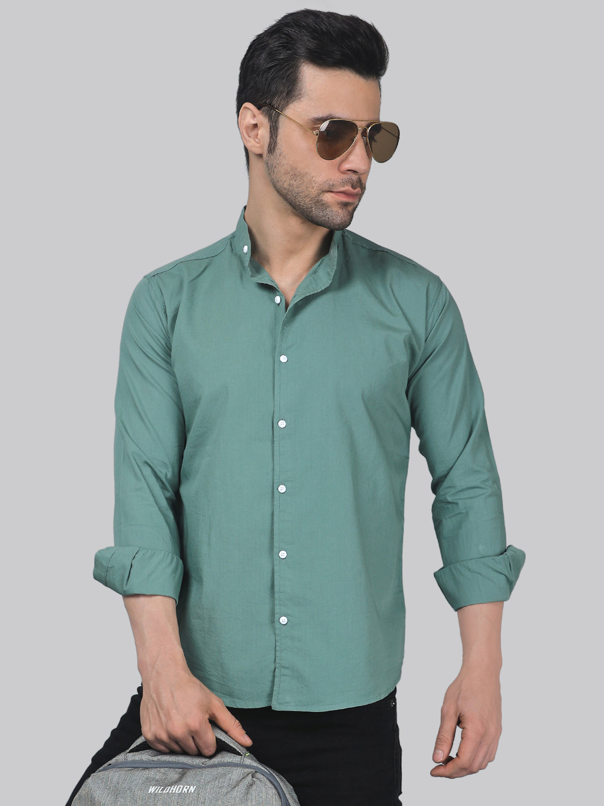 Are there any sizing variations available, such as slim fit or relaxed fit?
