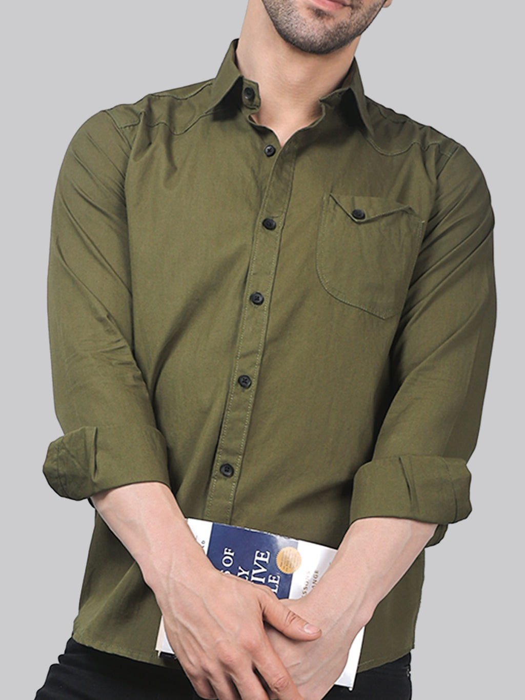 Can Oxford cotton shirts be worn untucked for a casual look?