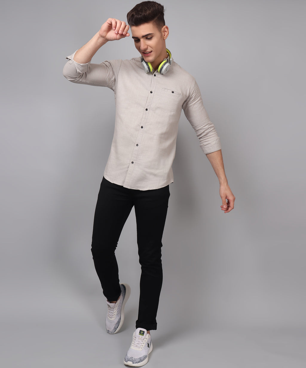 Effortless Sophistication: The Timeless Style of the Oxford Cotton Shirt