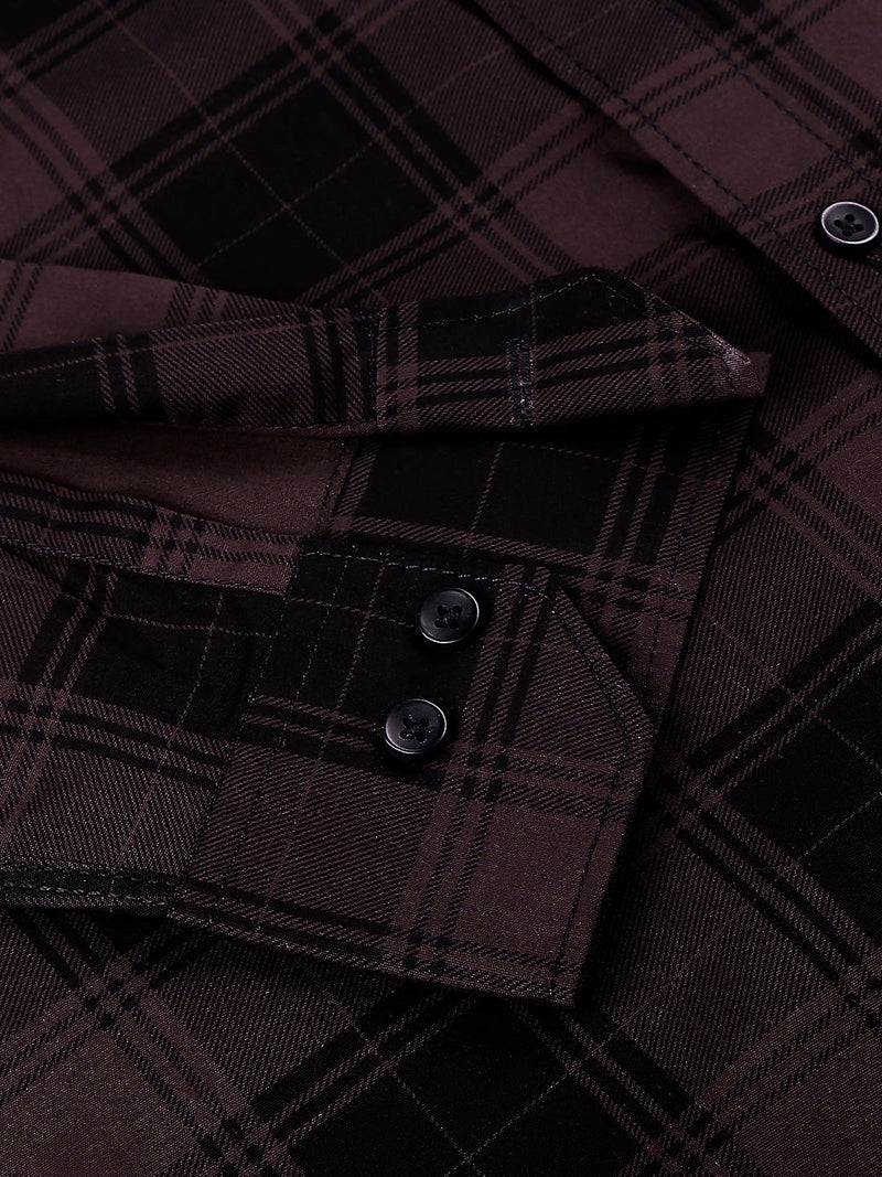 Sleek Checked Men's Shirt 3