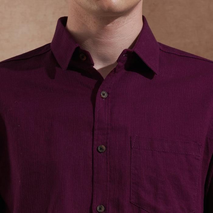 Men Dark Purple Solid Spread Collar Slim Fit Casual Shirt 2