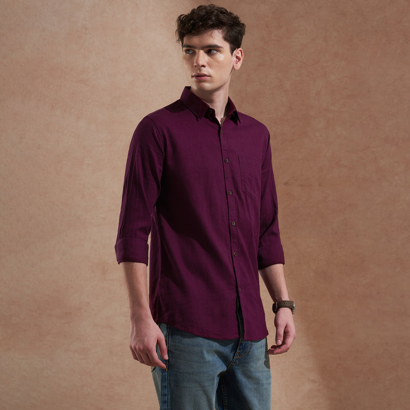 Men Dark Purple Solid Spread Collar Slim Fit Casual Shirt 3