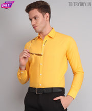 Luxurious Exclusive TryBuy Premium Wrikle-Free Yellow Casual/Formal Shirt for Men