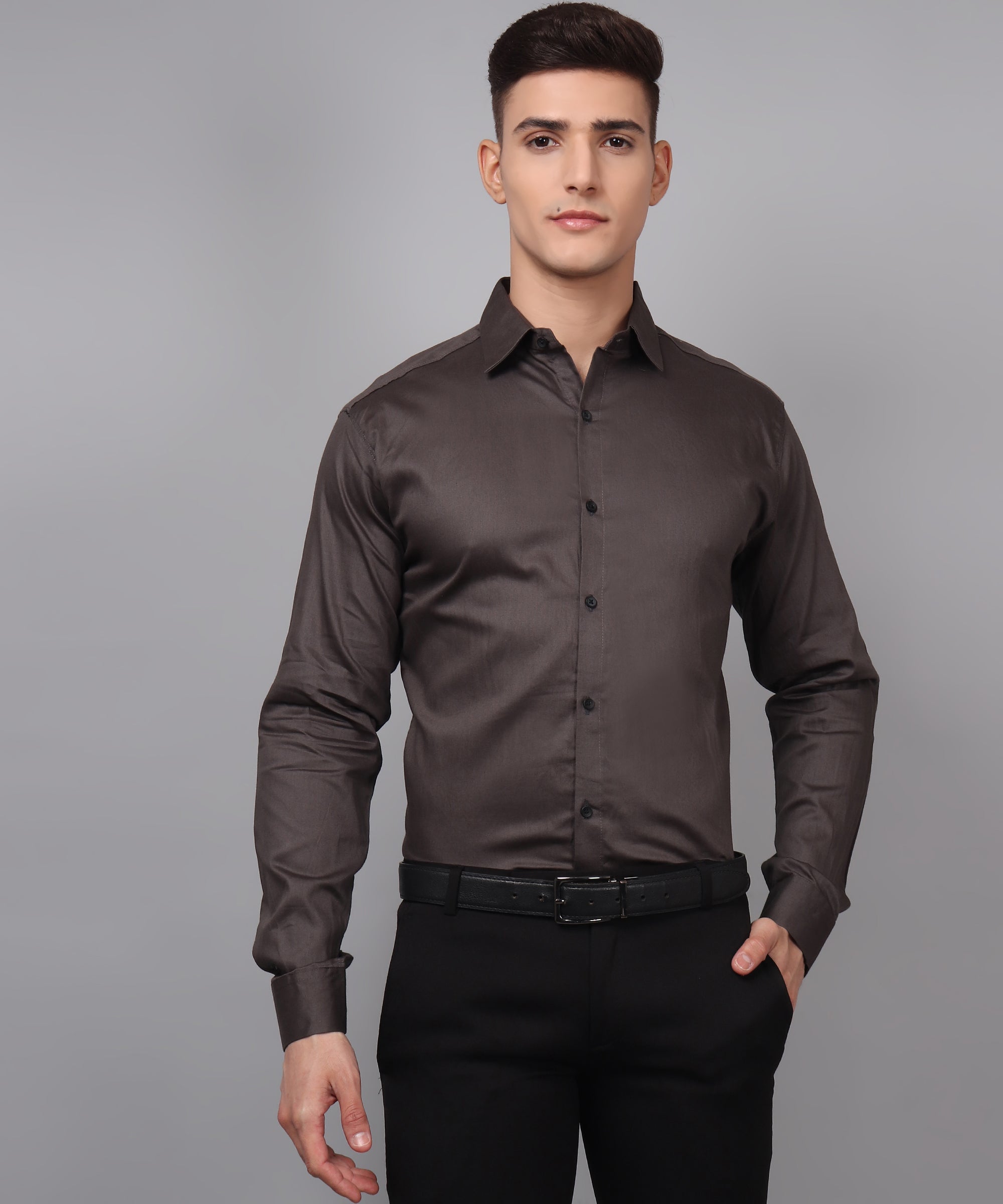 In Harmony with Nature: The Allure of Organic Cotton Fabric Shirts