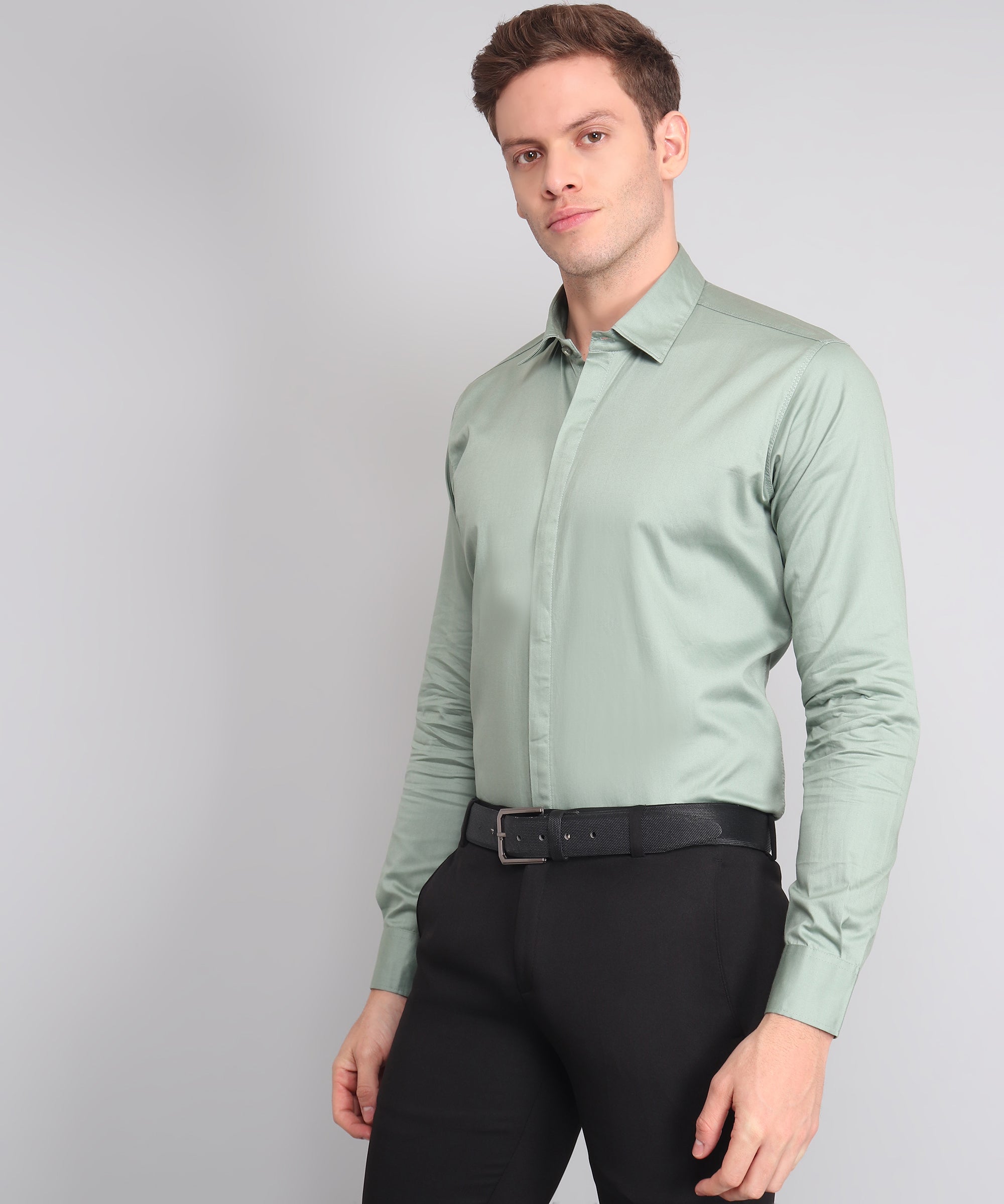 Luxurious Sophistication: The Timeless Elegance of Sateen Fabric Shirts