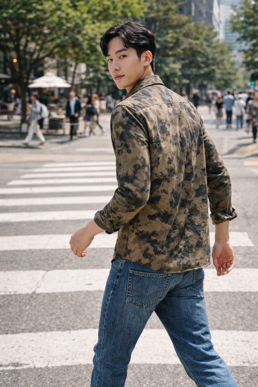 Men Brooklyn Printed Slim Fit Casual Shirt