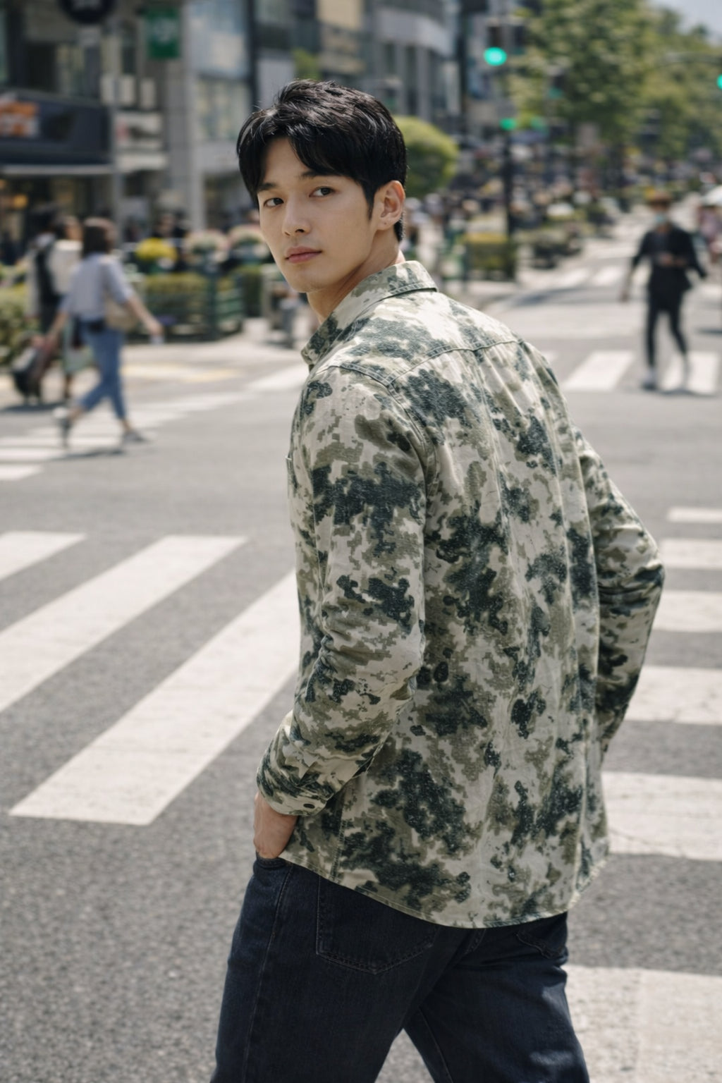 Men Brooklyn Printed Slim Fit Casual Shirt