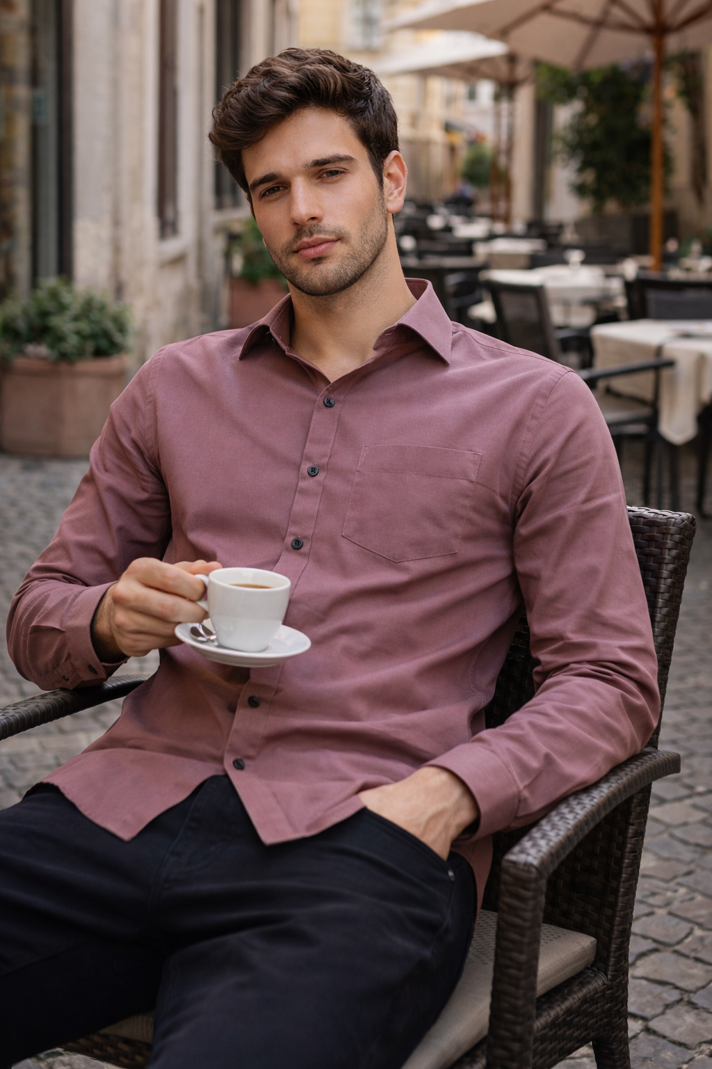 Men Mauve Solid Spread Collar Slim Fit Casual Shirt