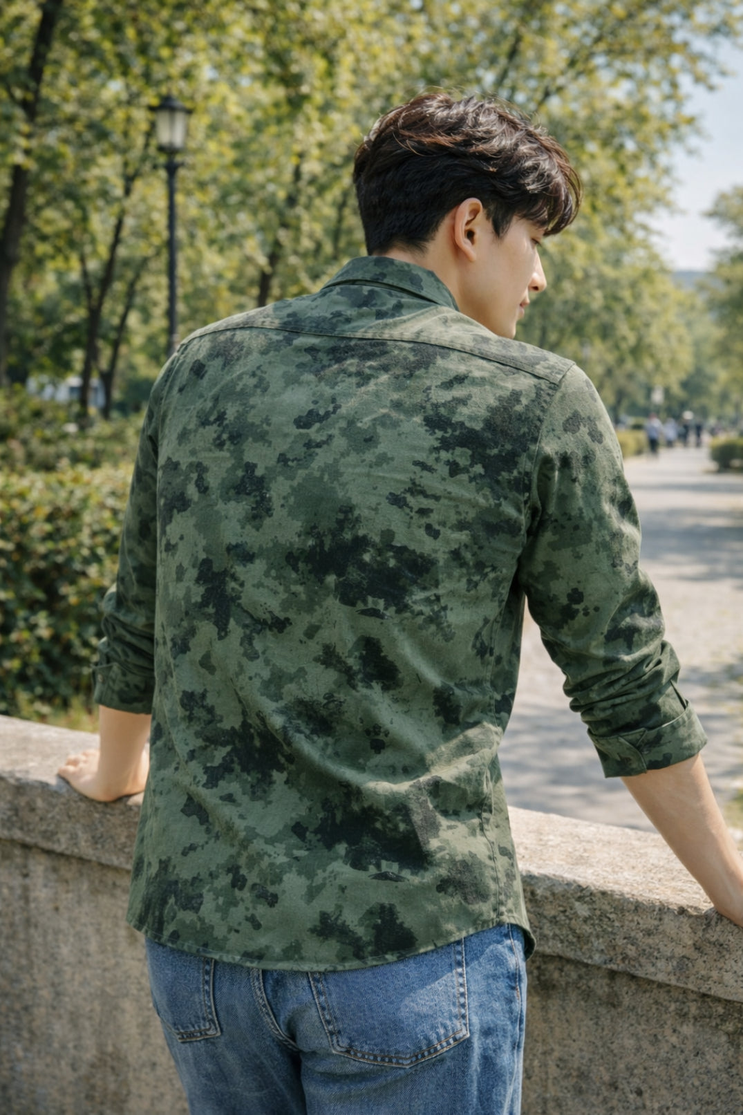 Men Brooklyn Printed Slim Fit Casual Shirt - TB_2108