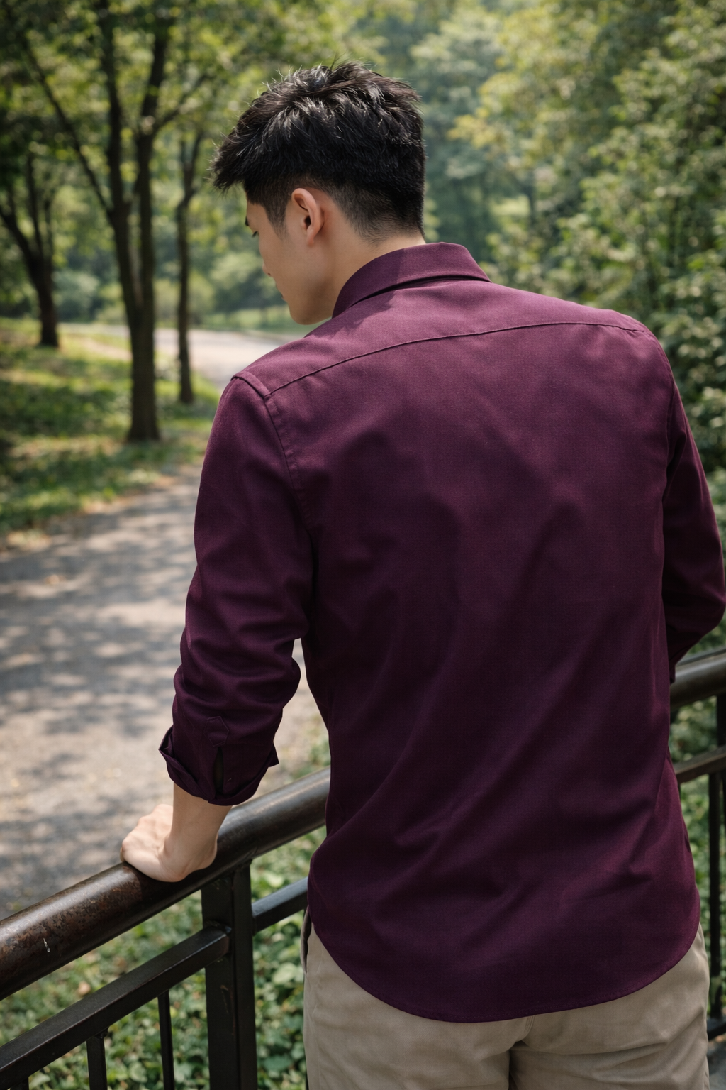 Men's deep purple slim-fit casual shirt, product view