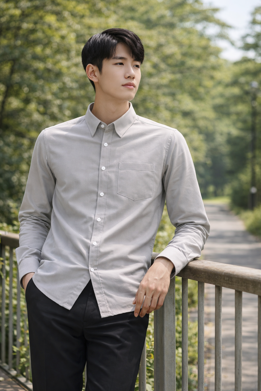 Men's light grey slim-fit casual shirt, product view
