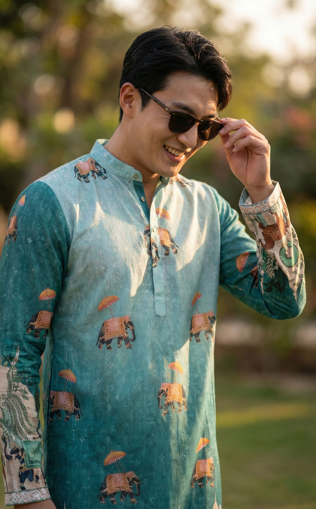 Men’s Blue Elephant Motif Printed Kurta
