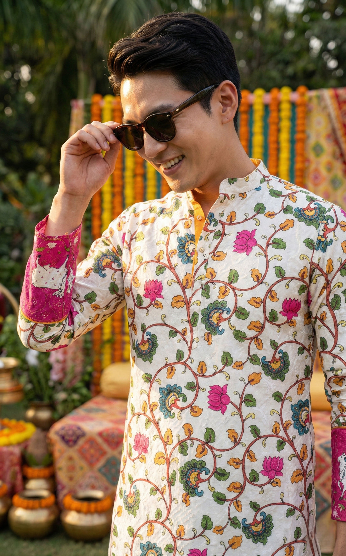 Men’s Off-White Floral Border Printed Kurta