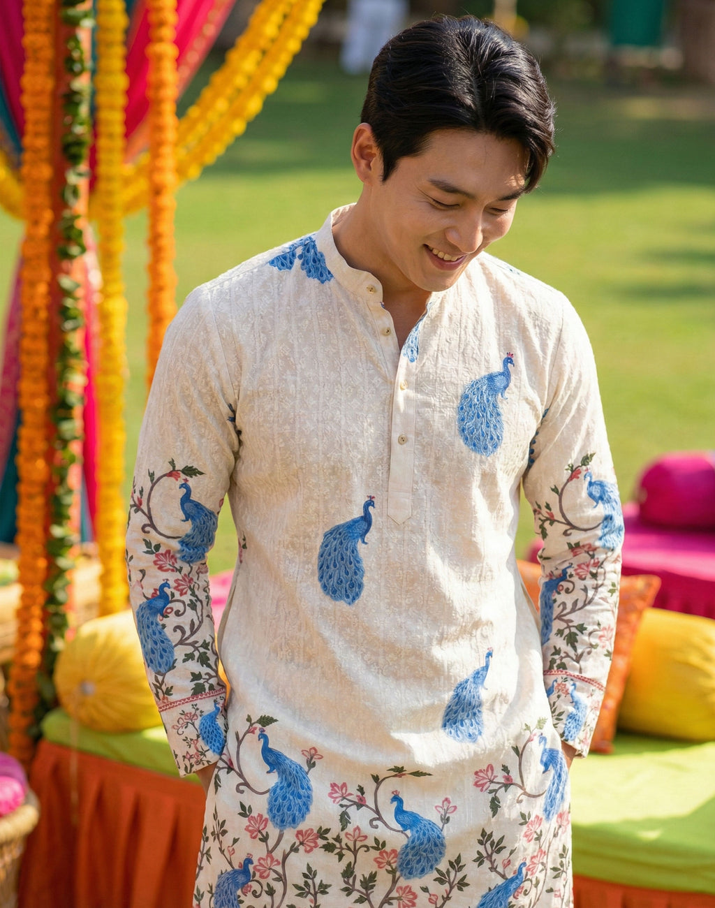 Men Cream Peacock Motif Printed Ethnic Kurta