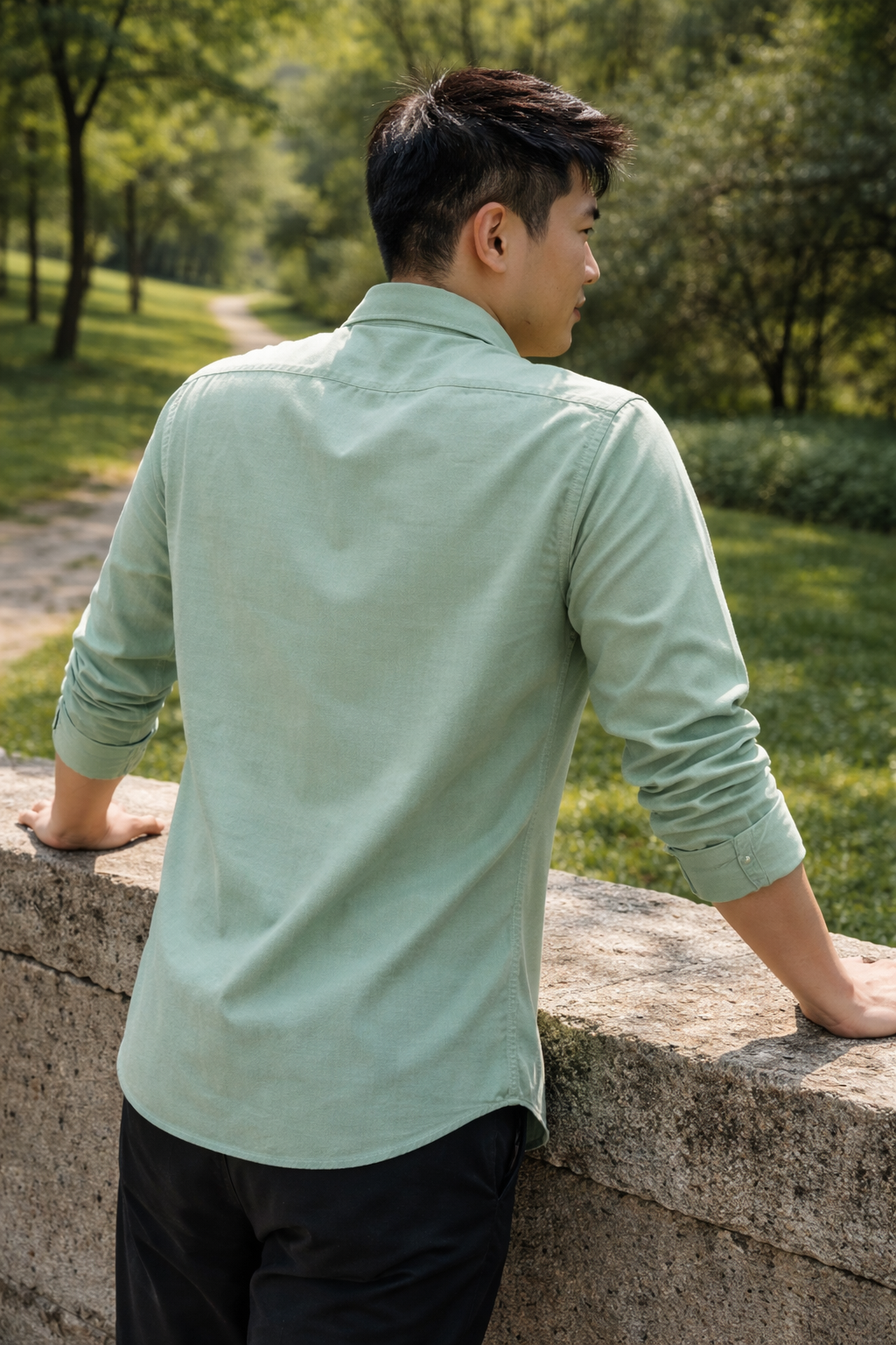 Men's mint green slim-fit casual shirt, product view