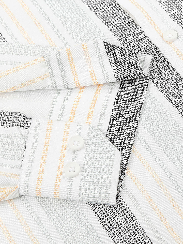 a close up of a white and yellow striped shirt