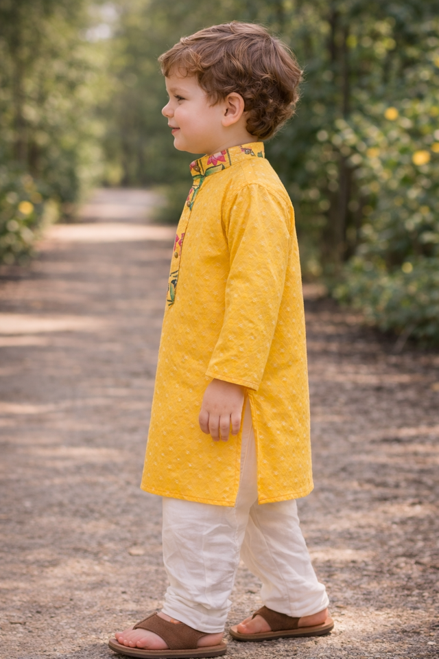 Yellow kids kurta size 20 side view with mandarin collar