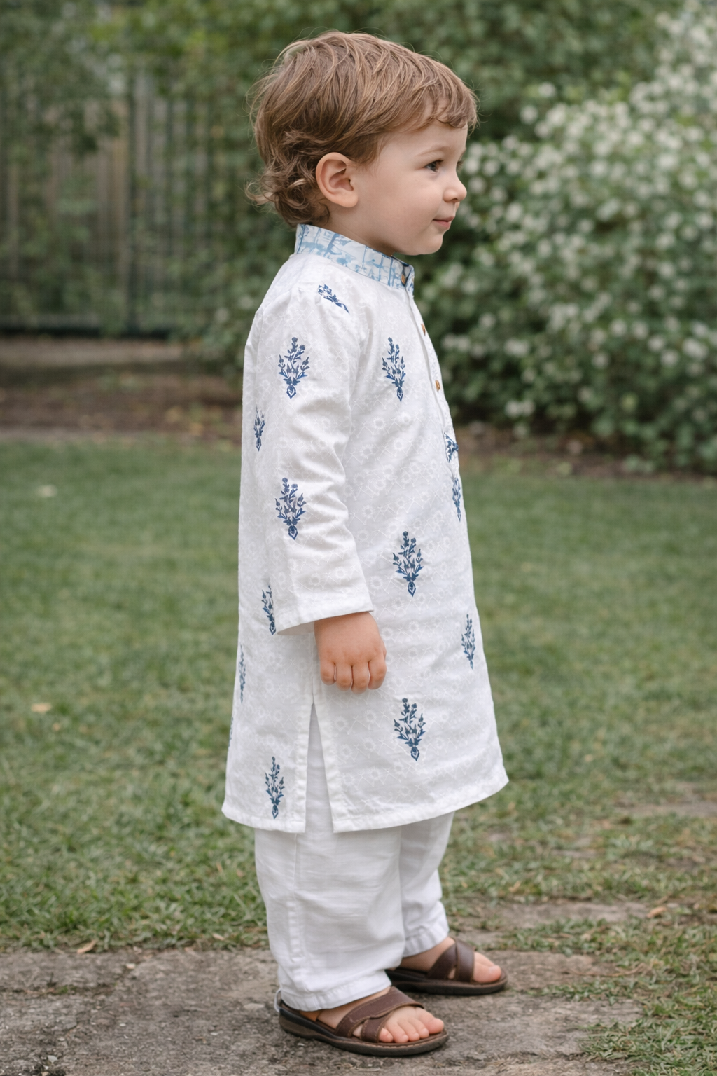TB_805_KID kids white and blue printed kurta pajama set front hero image