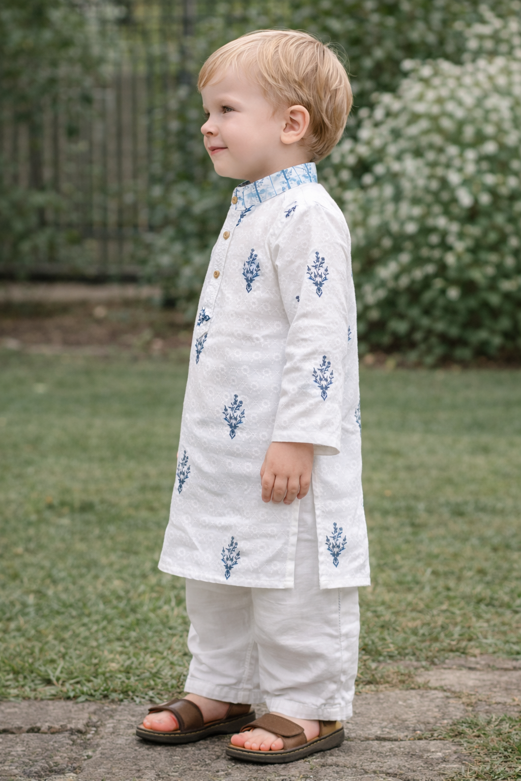 TB_805_KID kids white and blue printed kurta pajama set wall pose image