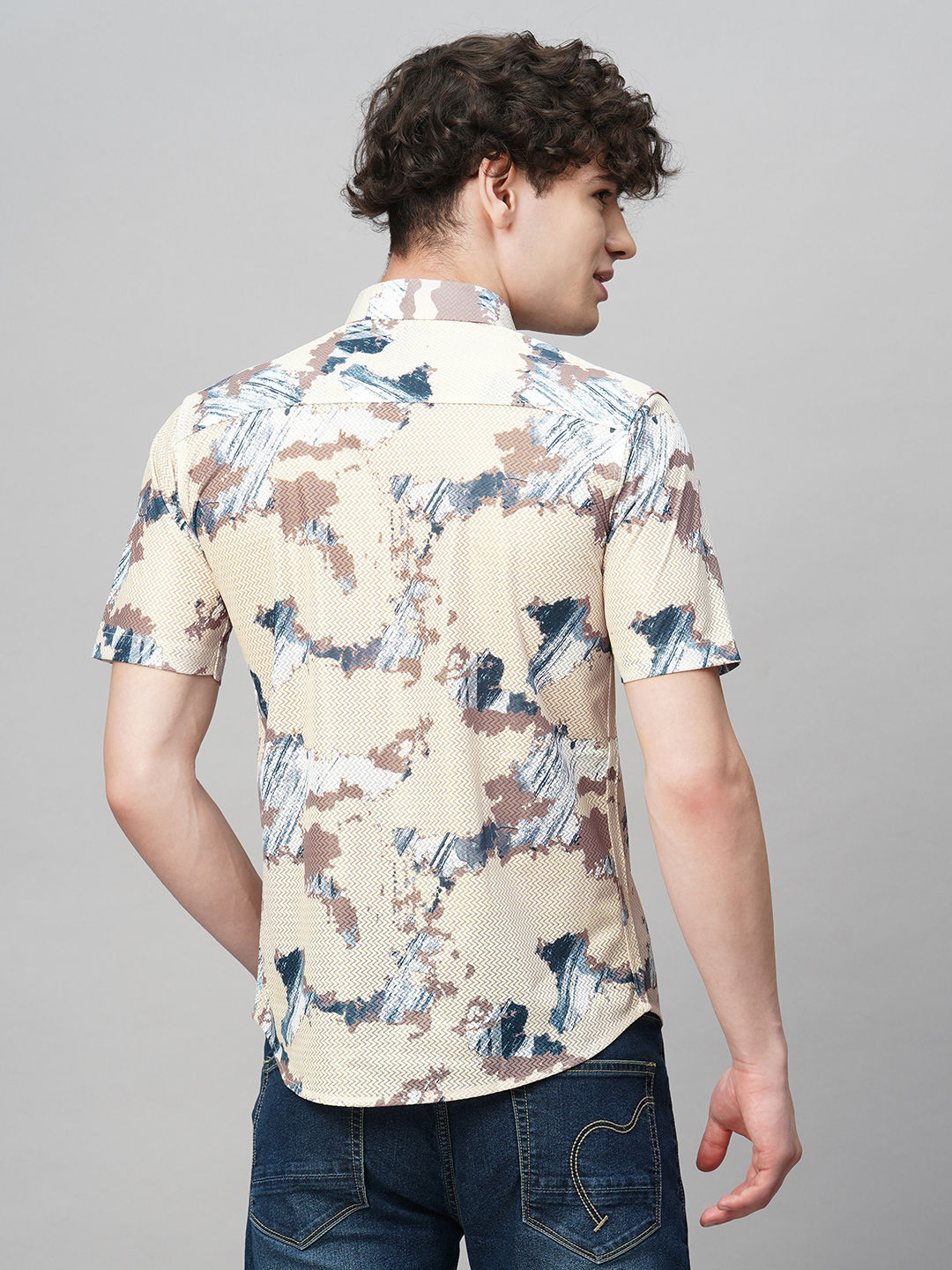 Breezy Cotton Blend Printed Half Sleeves Shirt for Men