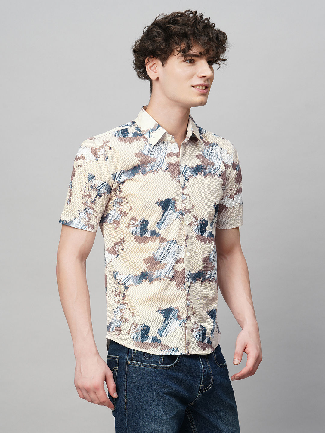 Breezy Cotton Blend Printed Half Sleeves Shirt for Men