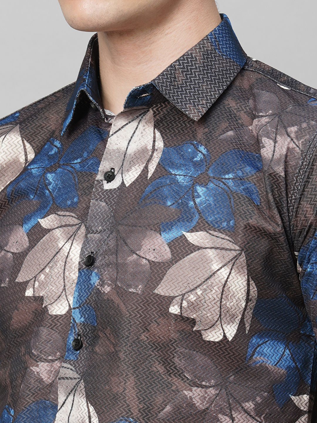 Iconic Cotton Blend Printed Half Sleeves Shirt for Men