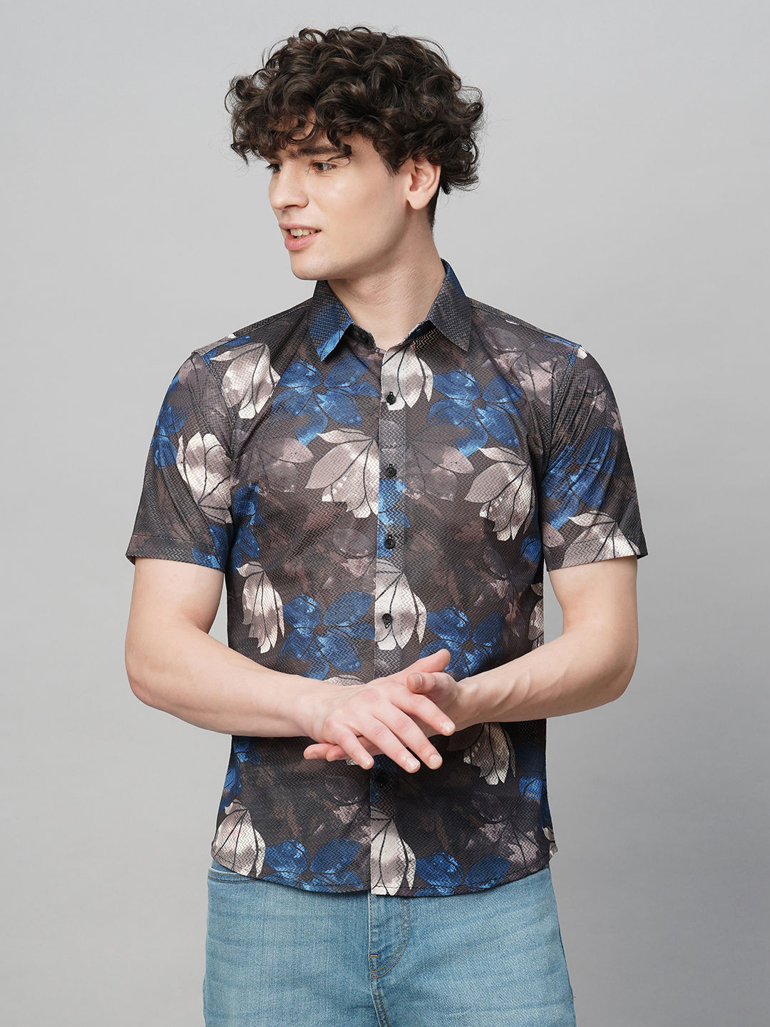 Iconic Cotton Blend Printed Half Sleeves Shirt for Men