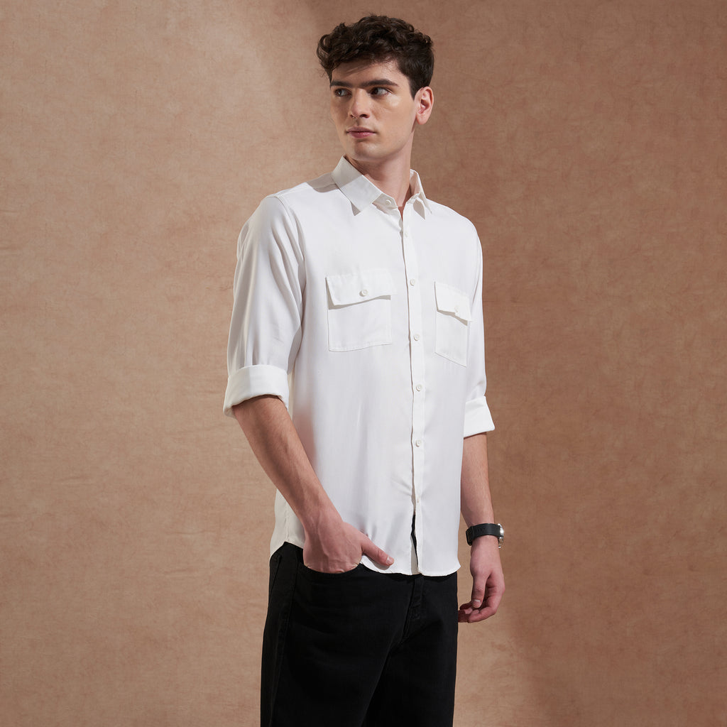Men White Solid Spread Collar Slim Fit Casual Shirt with Dual Flap Pockets