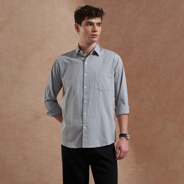 Men Light Grey Solid Spread Collar Slim Fit Casual Shirt