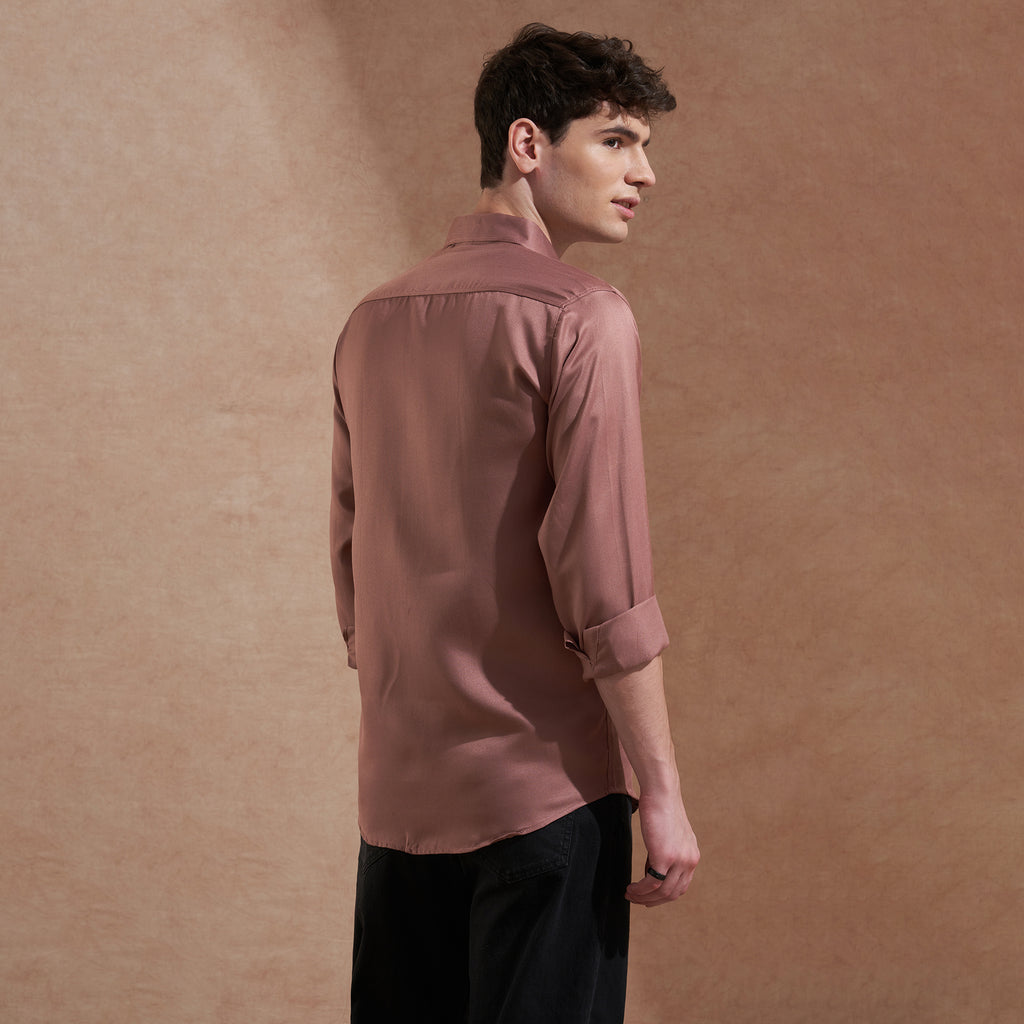 Men Rust Brown Solid Spread Collar Slim Fit Casual Shirt with Dual Flap Pockets