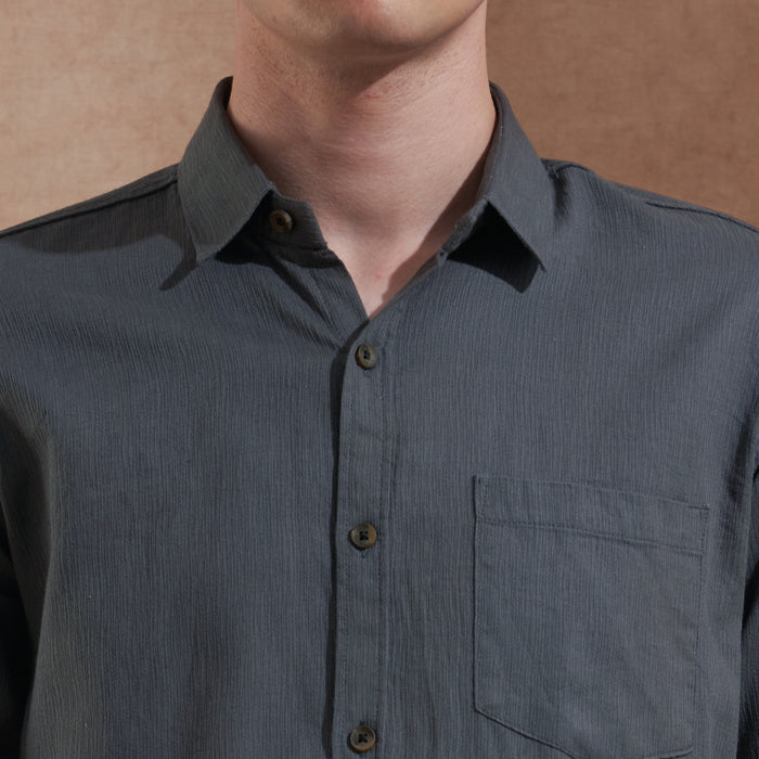 Men Dark Grey Solid Spread Collar Slim Fit Casual Shirt 2