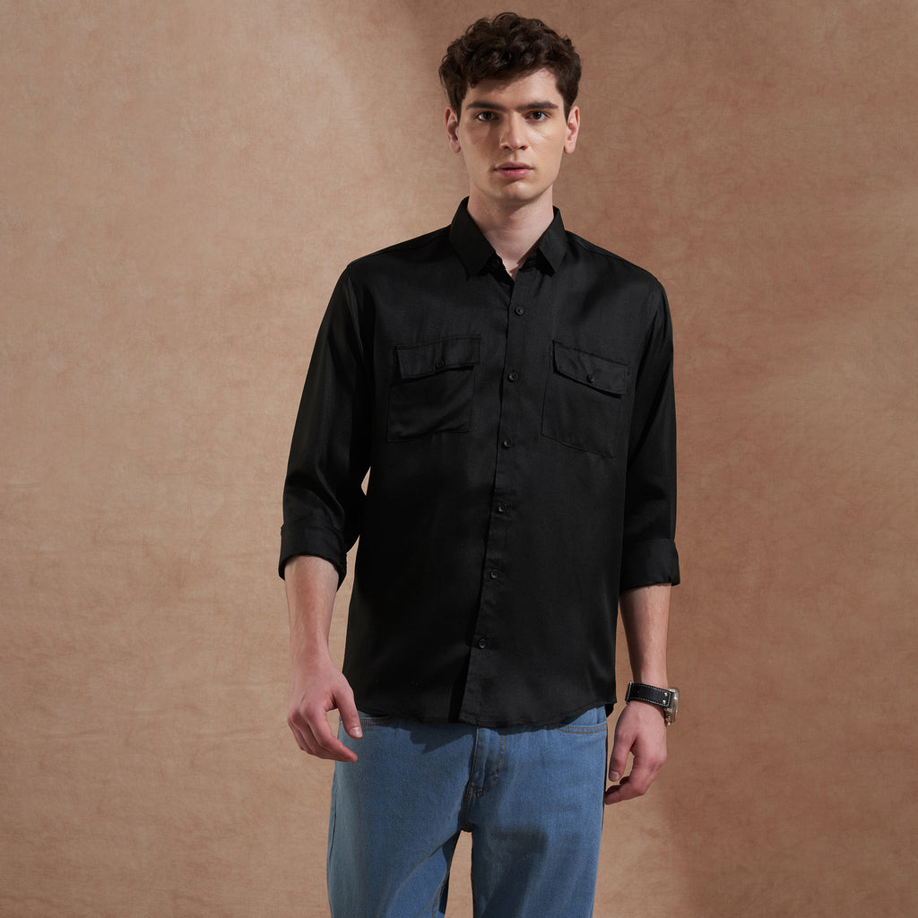 Men Black Solid Spread Collar Slim Fit Casual Shirt with Dual Flap Pockets