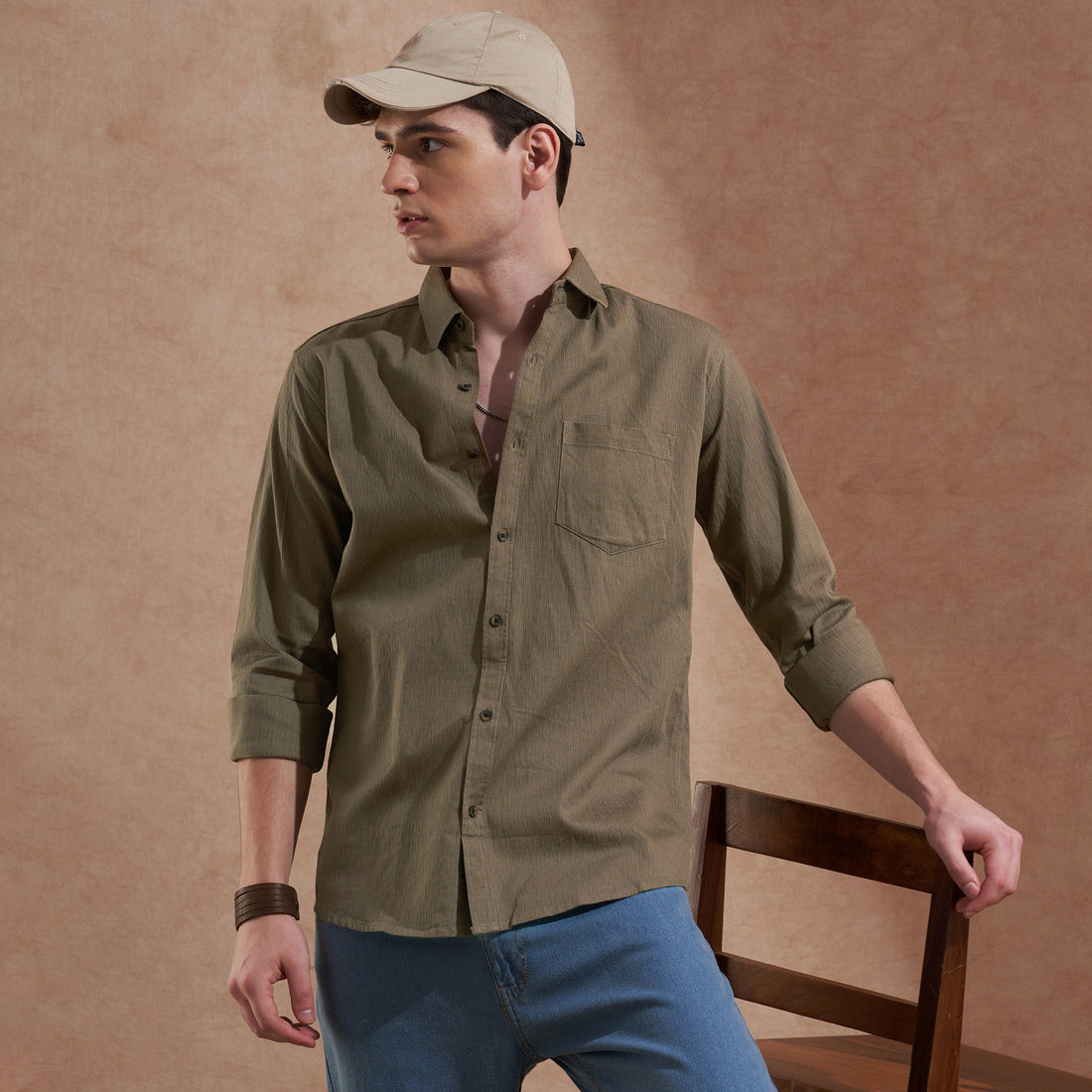 Men Olive Brown Solid Spread Collar Slim Fit Casual Shirt