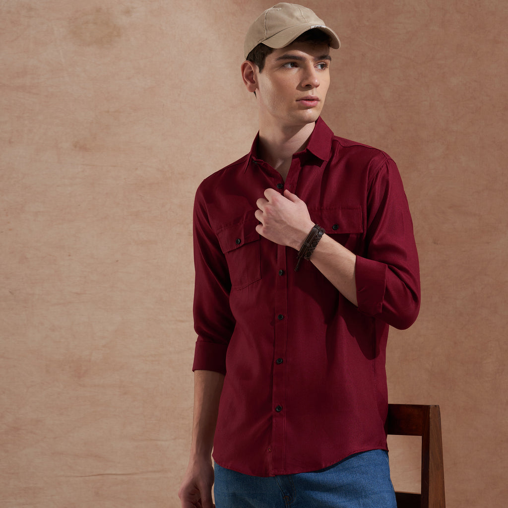 Men Burgundy Solid Spread Collar Slim Fit Casual Shirt with Dual Flap Pockets