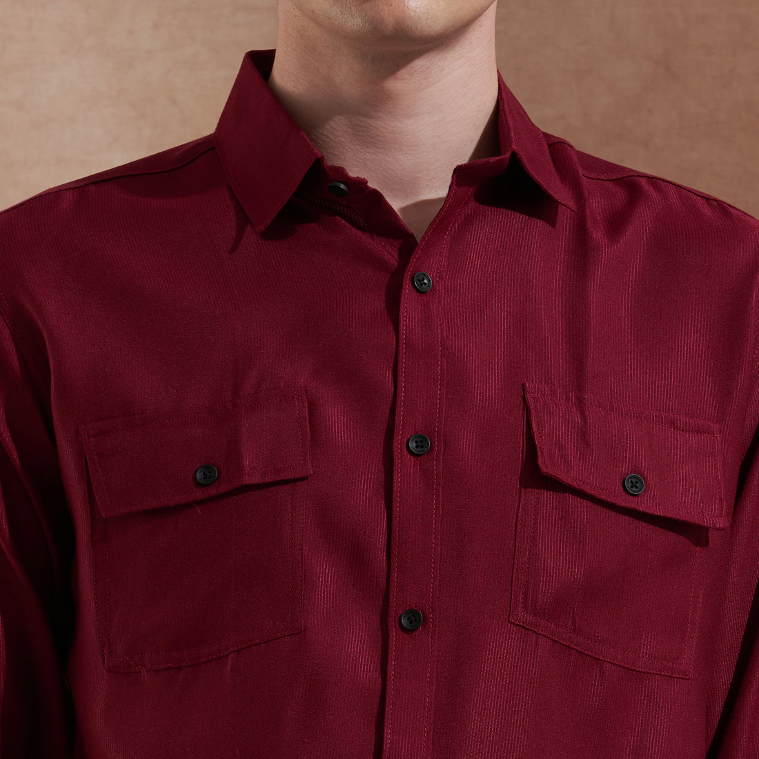 Men Burgundy Solid Spread Collar Slim Fit Casual Shirt with Dual Flap Pockets