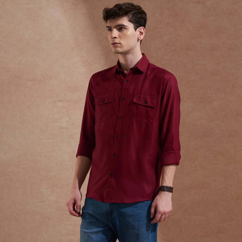 Men Burgundy Solid Spread Collar Slim Fit Casual Shirt with Dual Flap Pockets