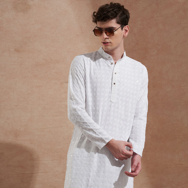 Men’s White Chikankari Embroidered Cotton Kurta