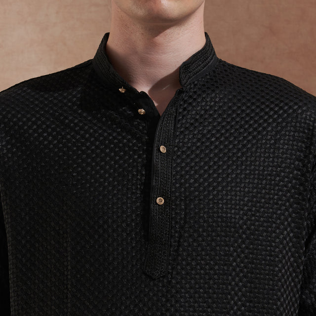 Men’s Black Textured Embroidered Kurta