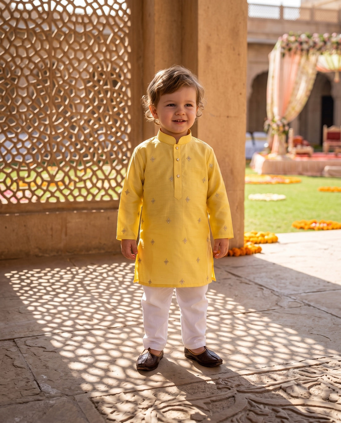 TryBuy TB_21114_KID, 2–3 years: Full-length standing view of the yellow mandarin-collar kids kurta