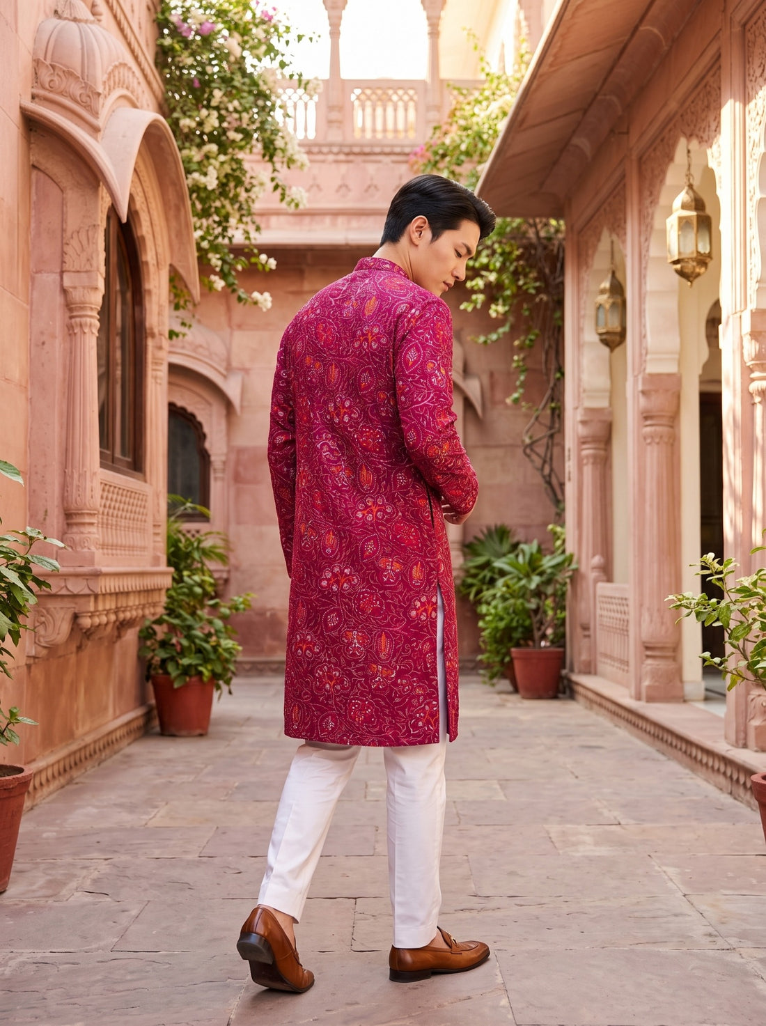 Back view of TryBuy TB_21156 magenta paisley printed kurta showing long sleeves and knee-length hem